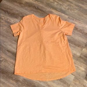 Chico’s short sleeve tee
